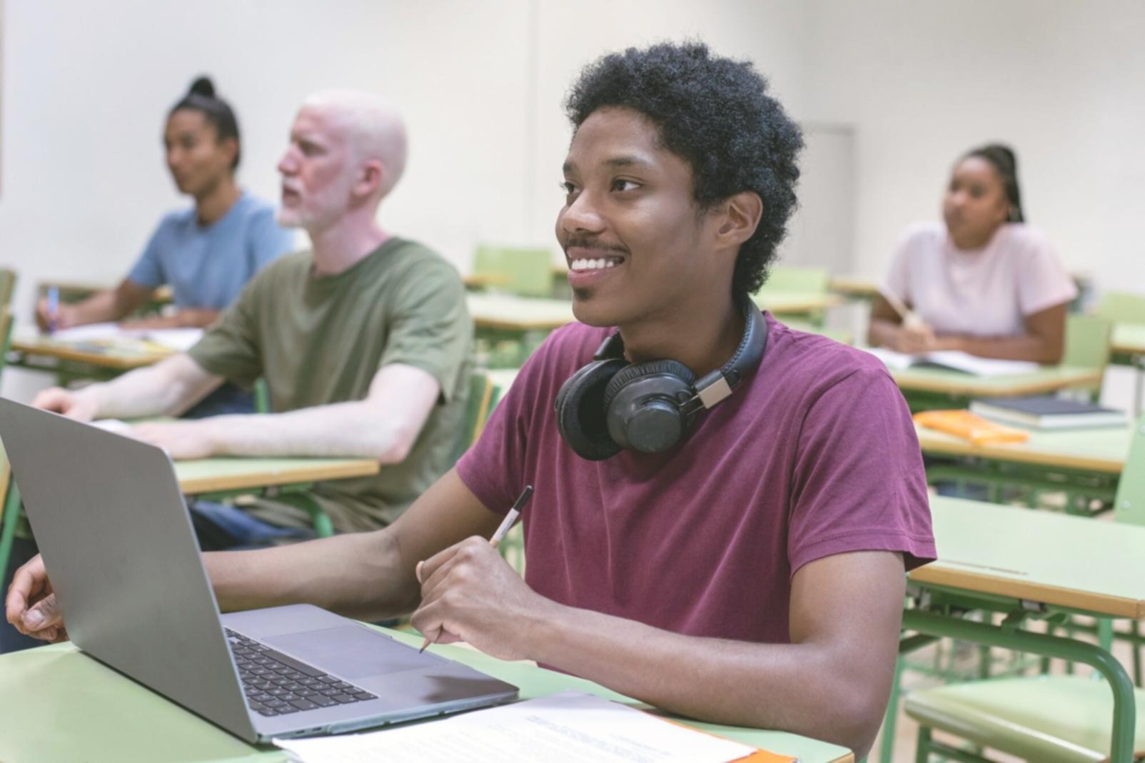 Financial success visualization showing budget tracking progress and goal achievement